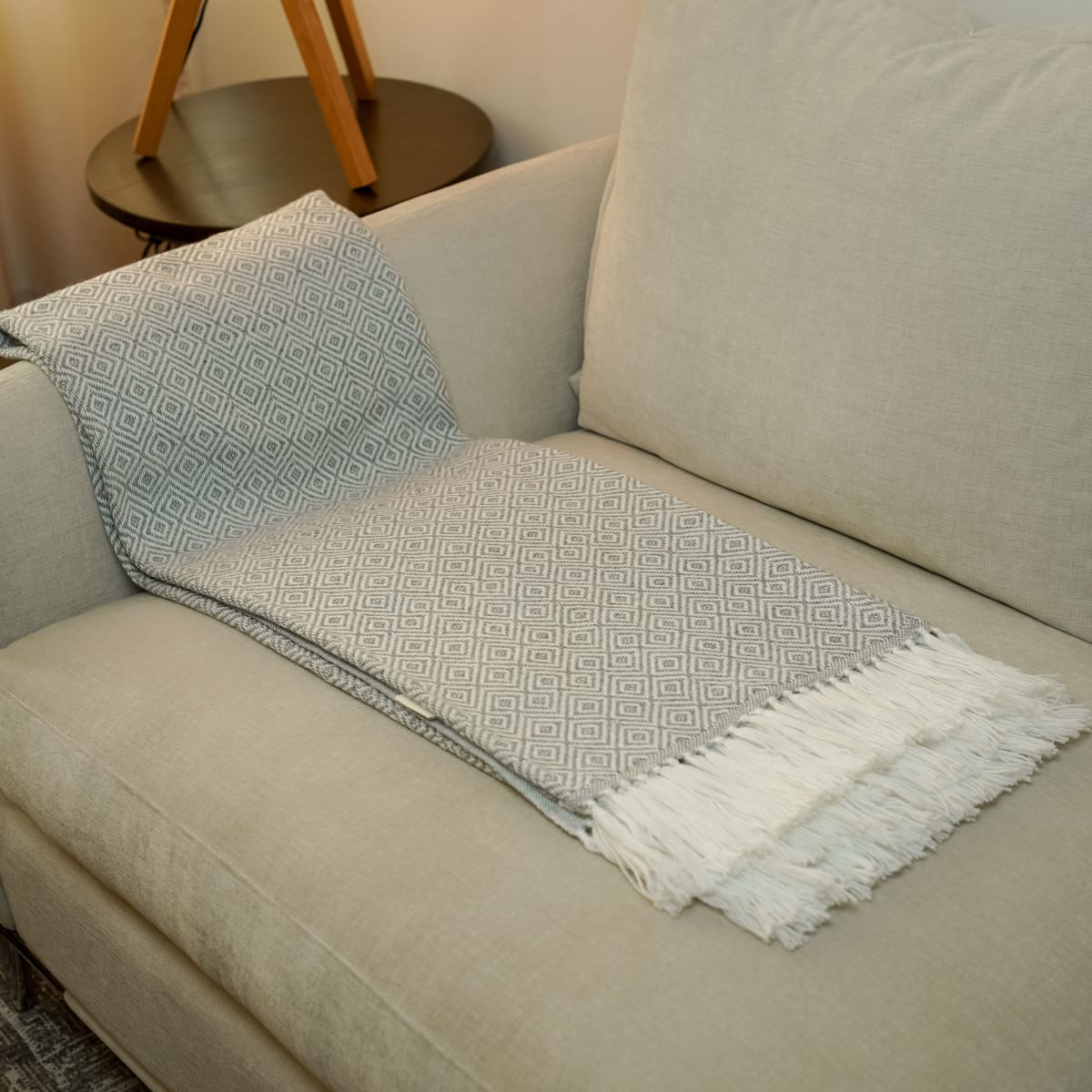 Manta Rombos Gris Plata2