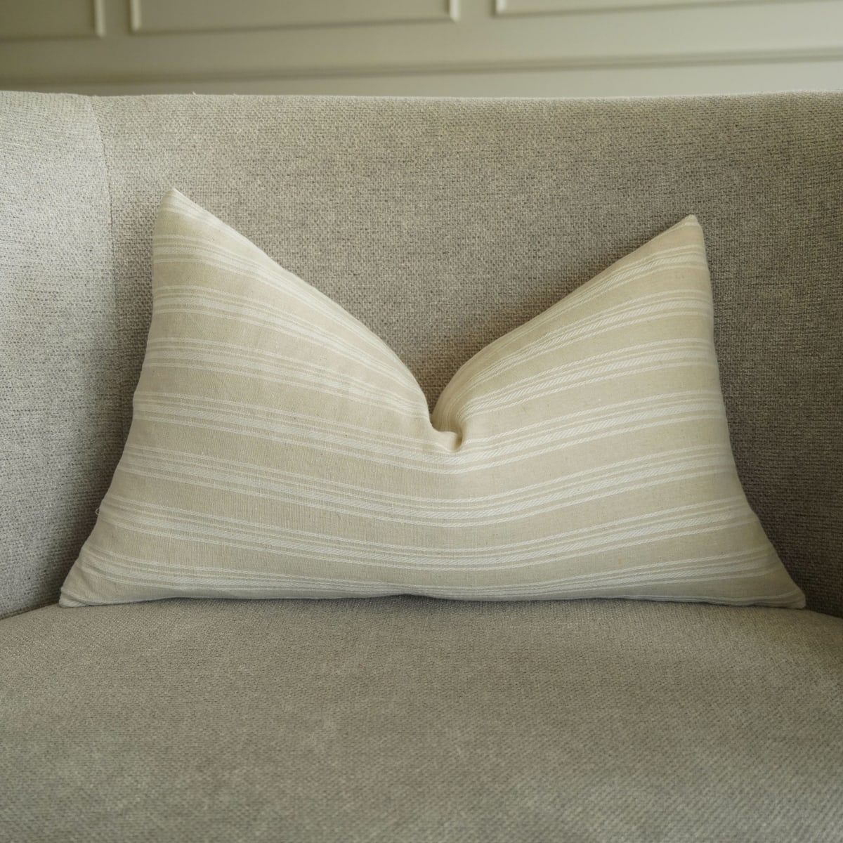 Funda de Cojín Rayas Amanda Natural Rectangular1