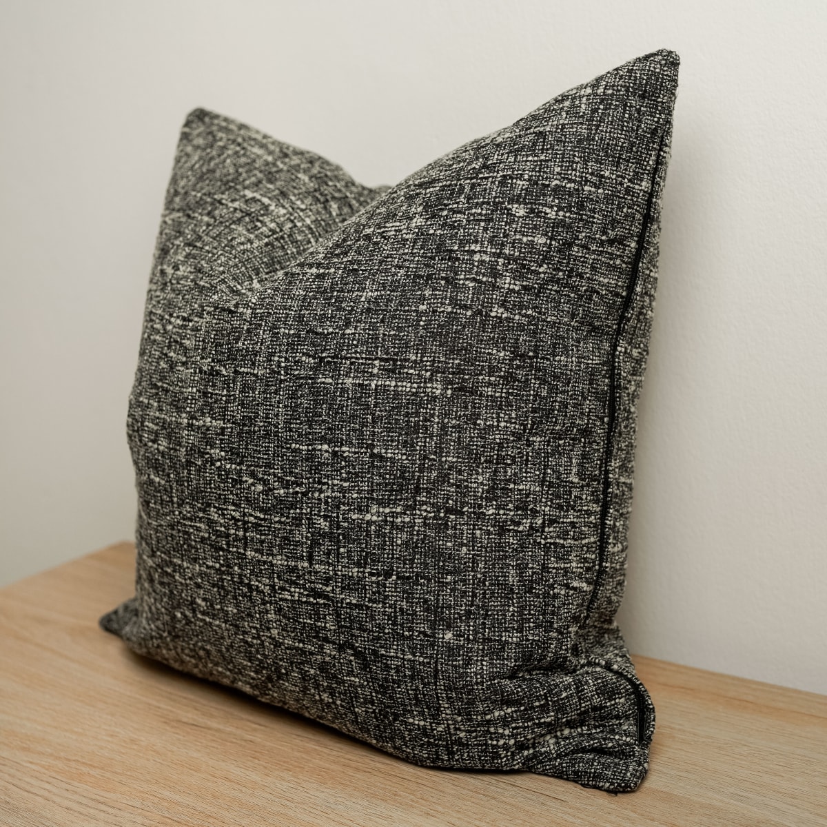 Funda de Cojín Camila Negro11