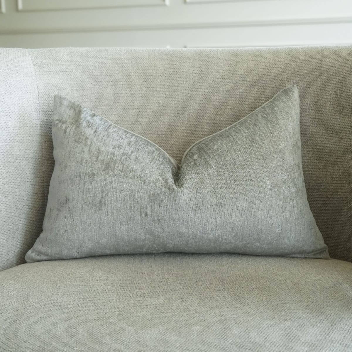 Funda de Cojin Ashley Gris Rectangular1