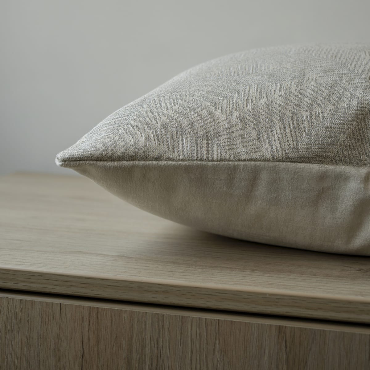 Funda de Cojin Hojas Satin7