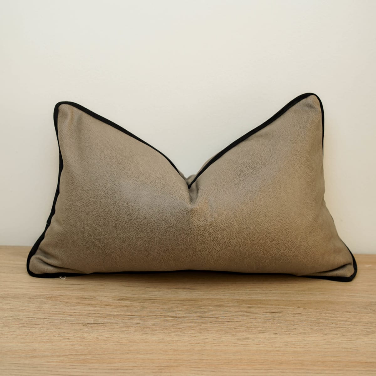 Funda de Cojin Luther Grey Rectangular2