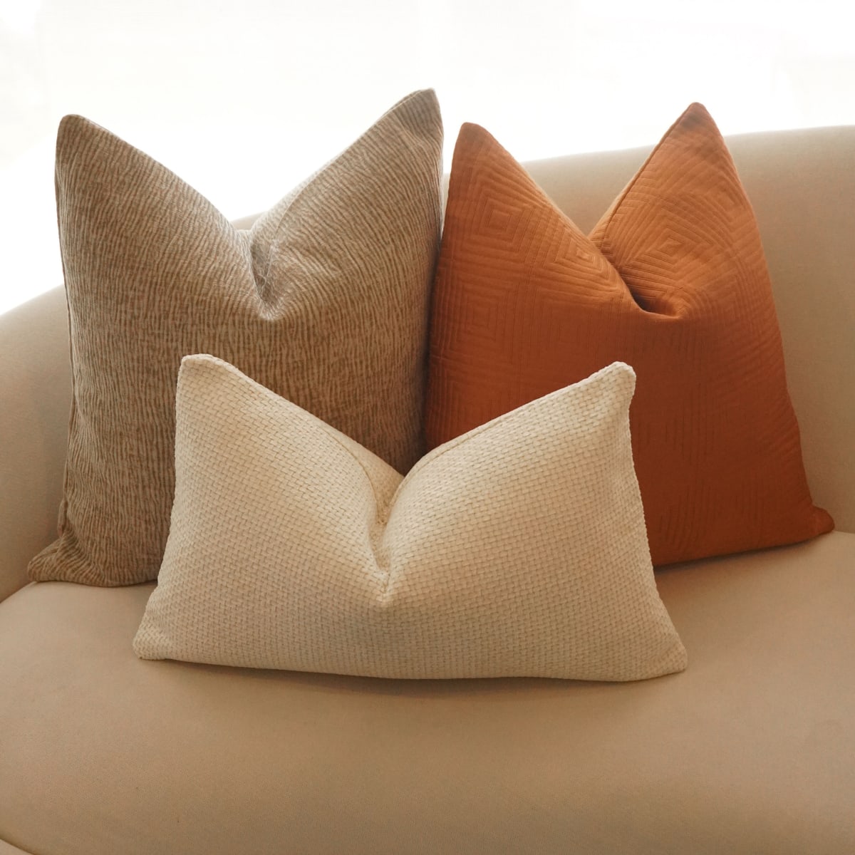 Funda de Cojín Alicia Topo2