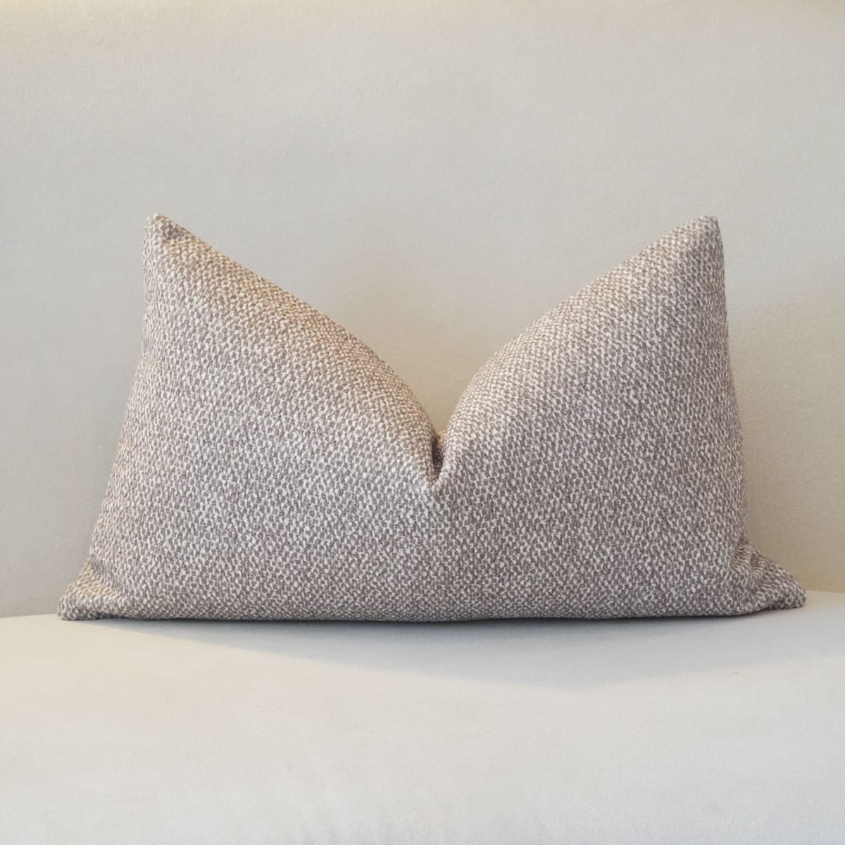 Funda de Cojín Eros Chocolate Rectangular1