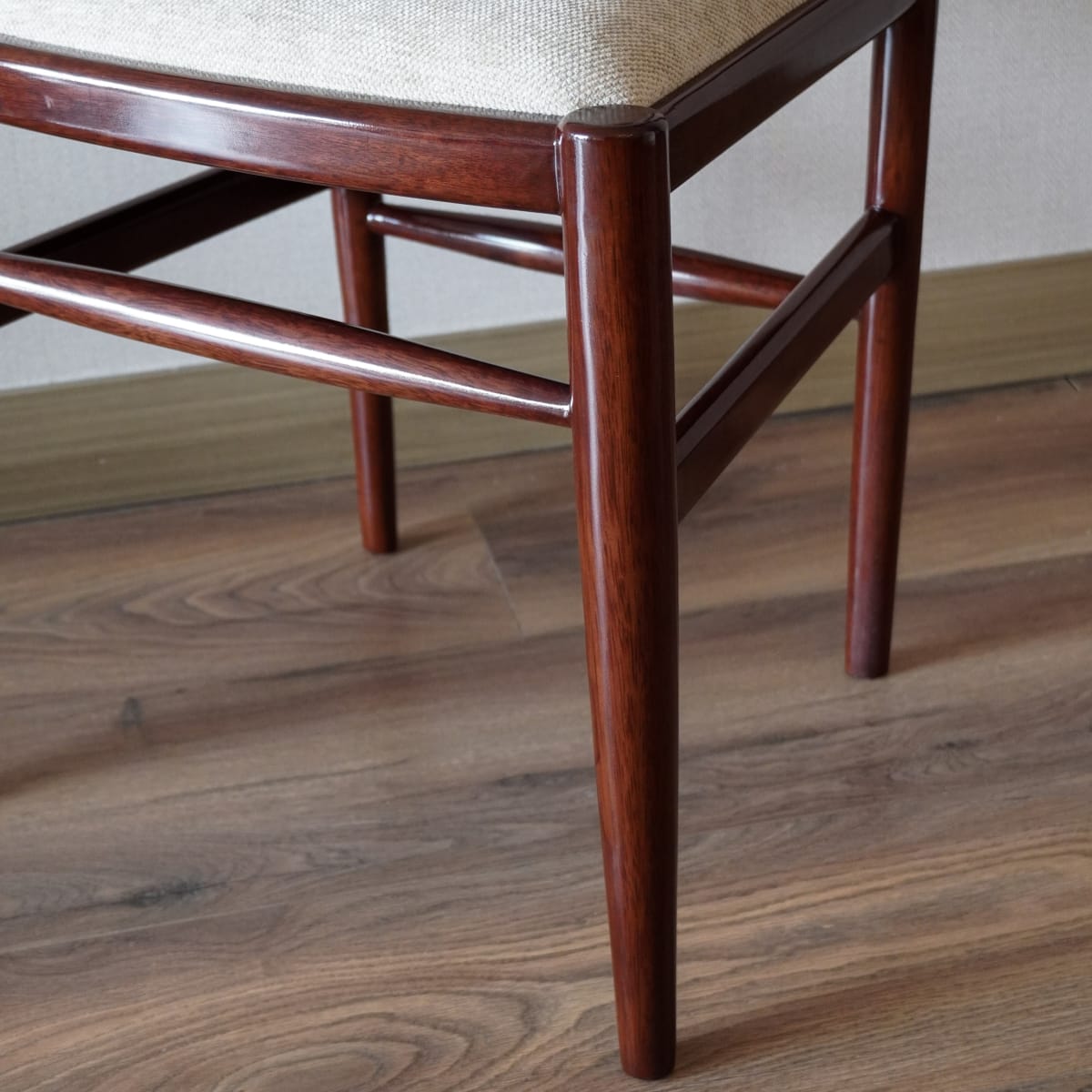 Silla Wishbone Madera3