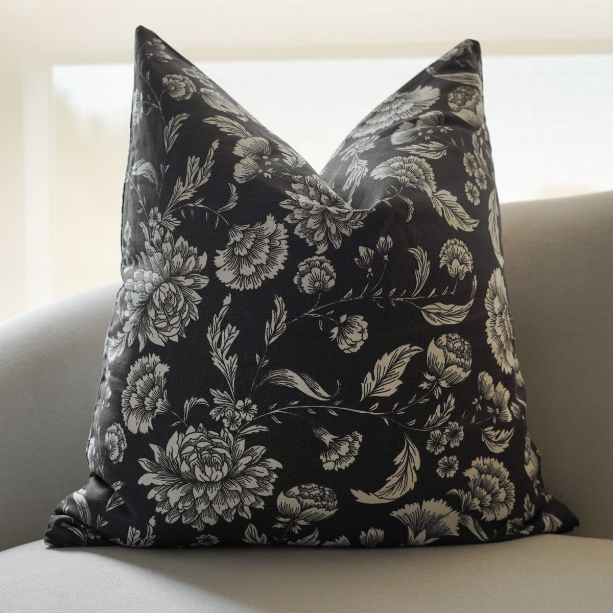 Funda de Cojín Flores Black1
