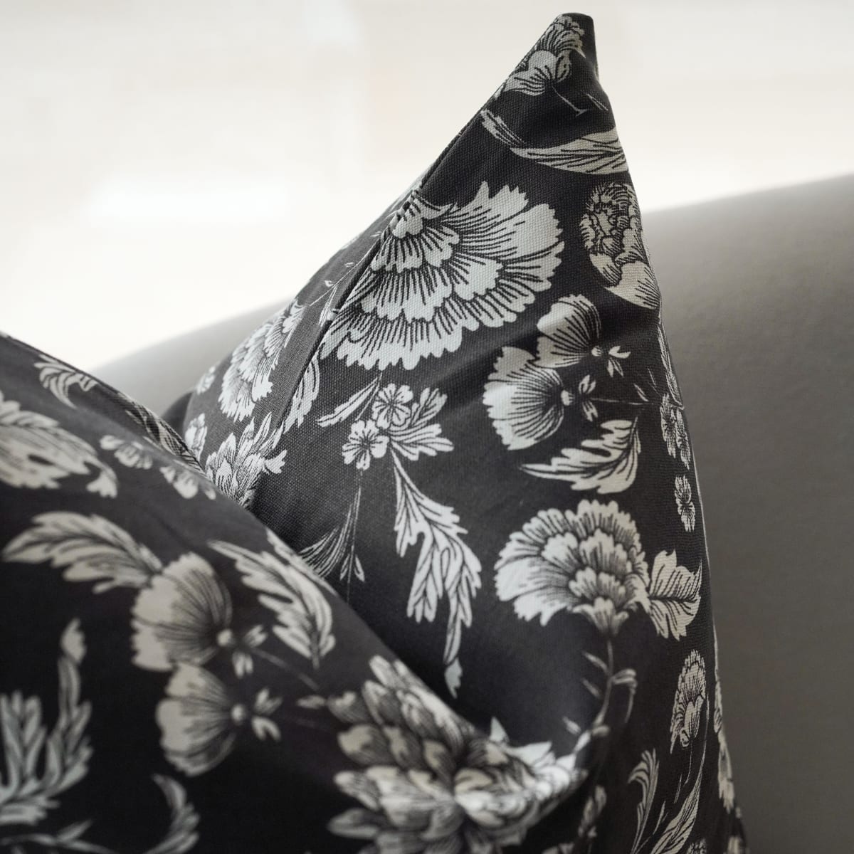 Funda de Cojín Flores Black2