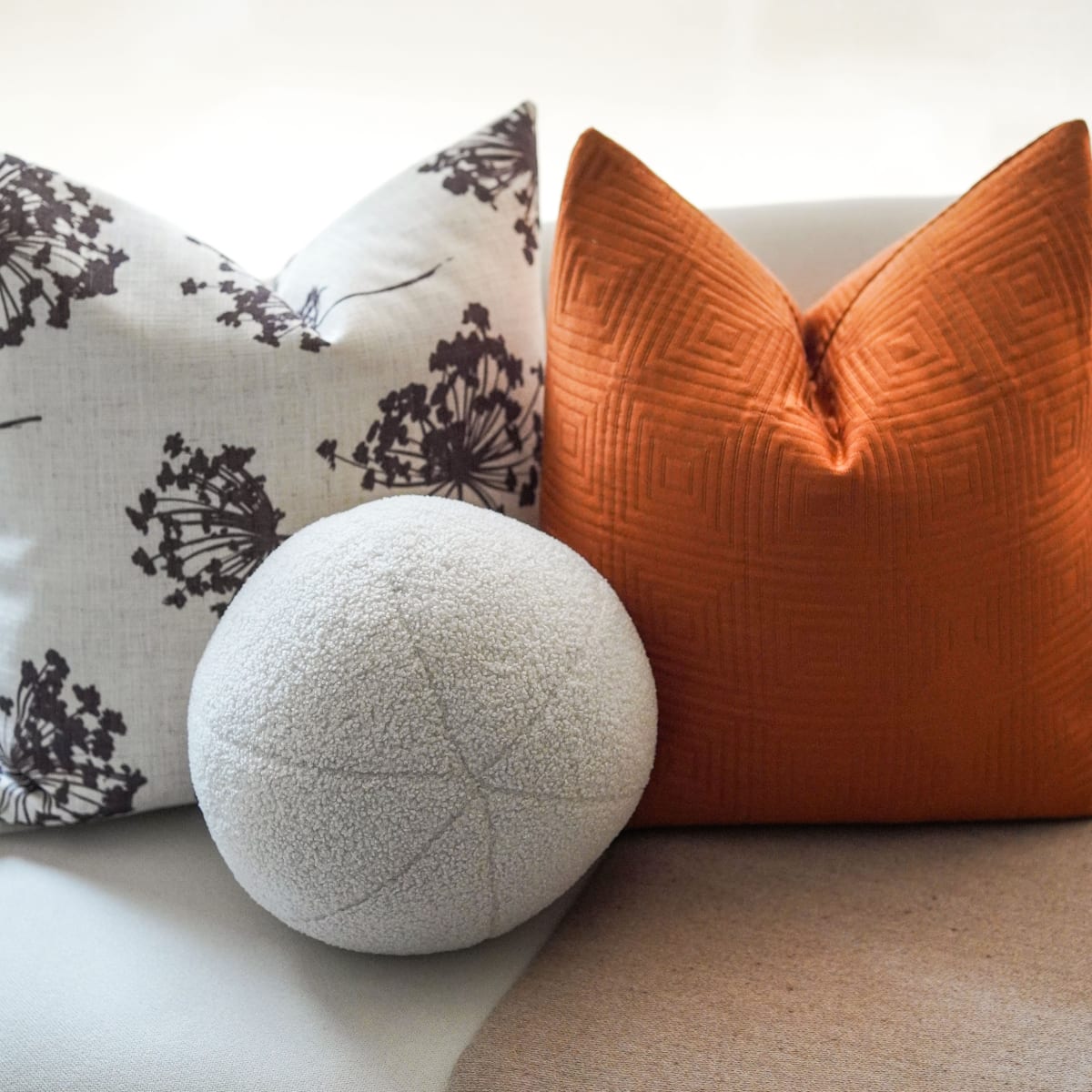 Cojín Esfera1