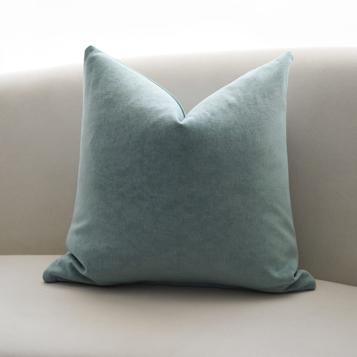 Funda de Cojín Isa Celeste1