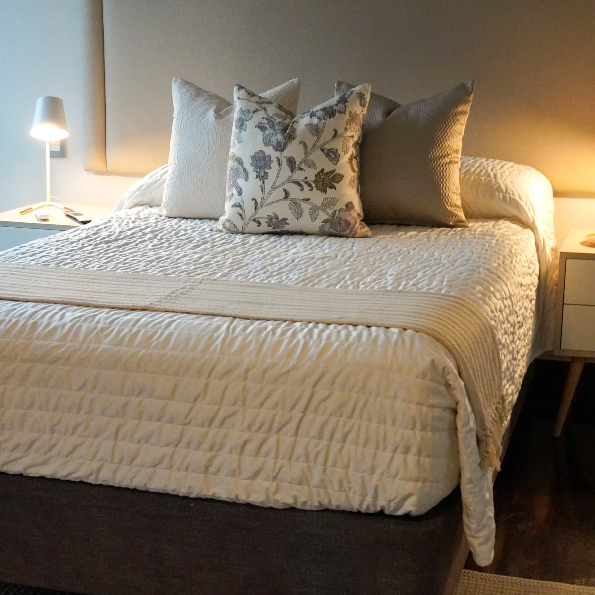 Cubrecama Velvet Blanco1