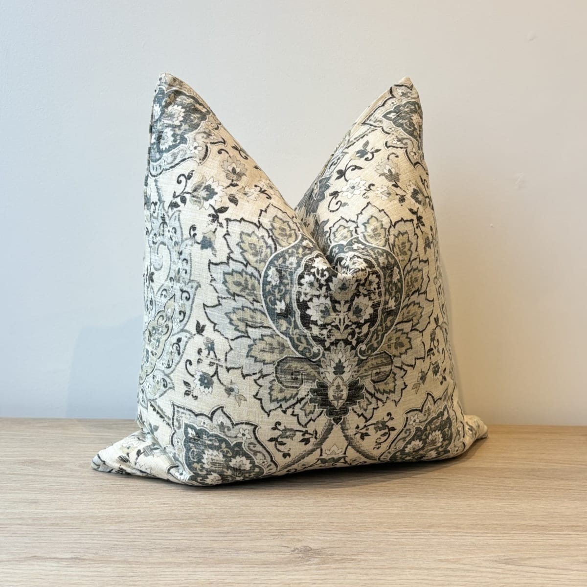 Funda de Cojín Tarsicio3