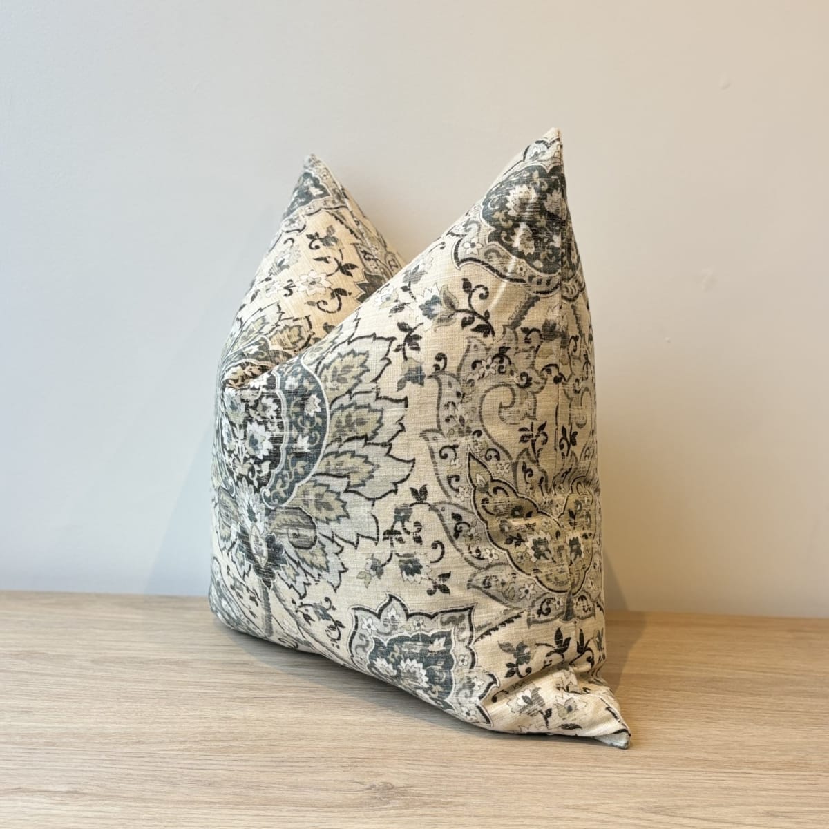 Funda de Cojín Tarsicio4