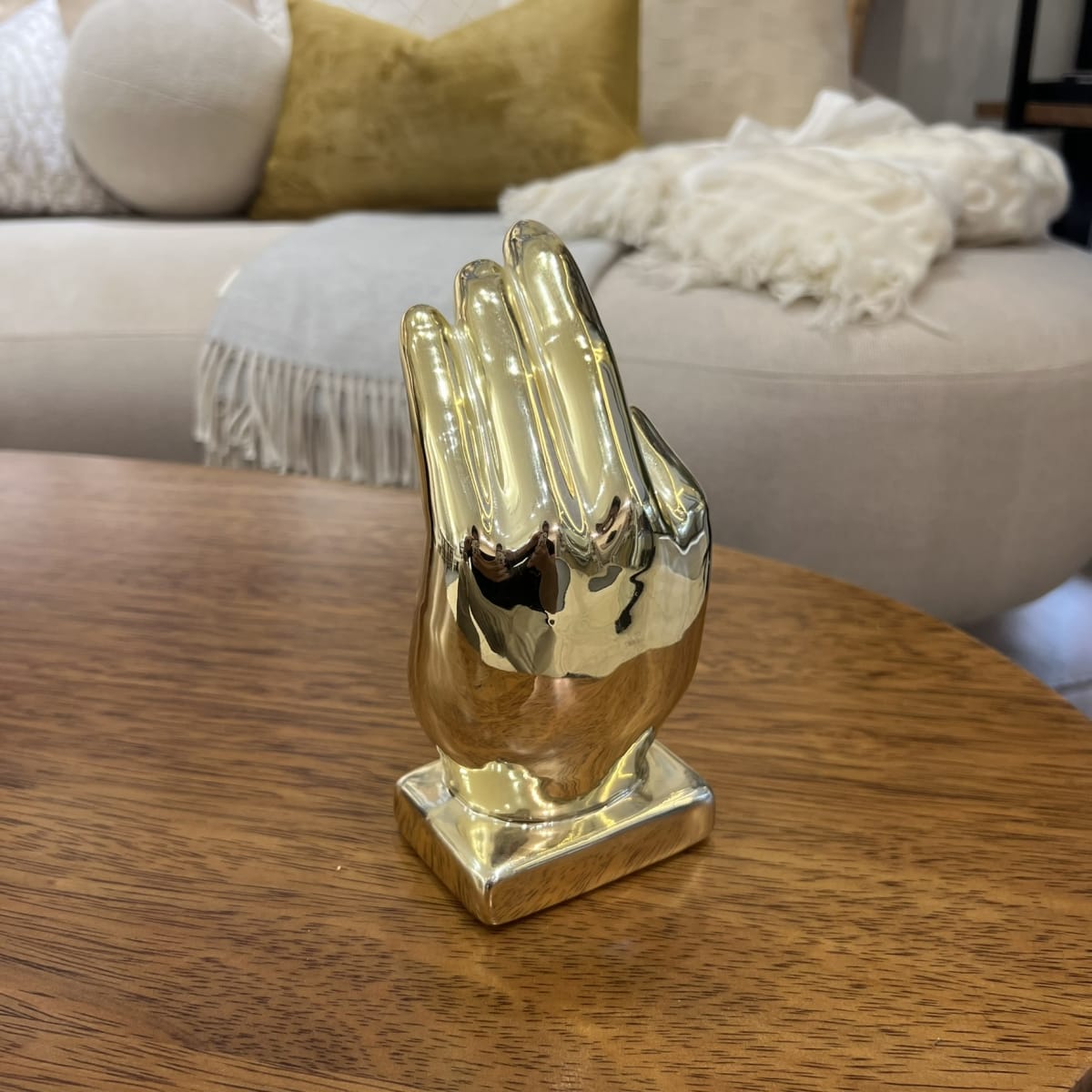 Mano de Oro3