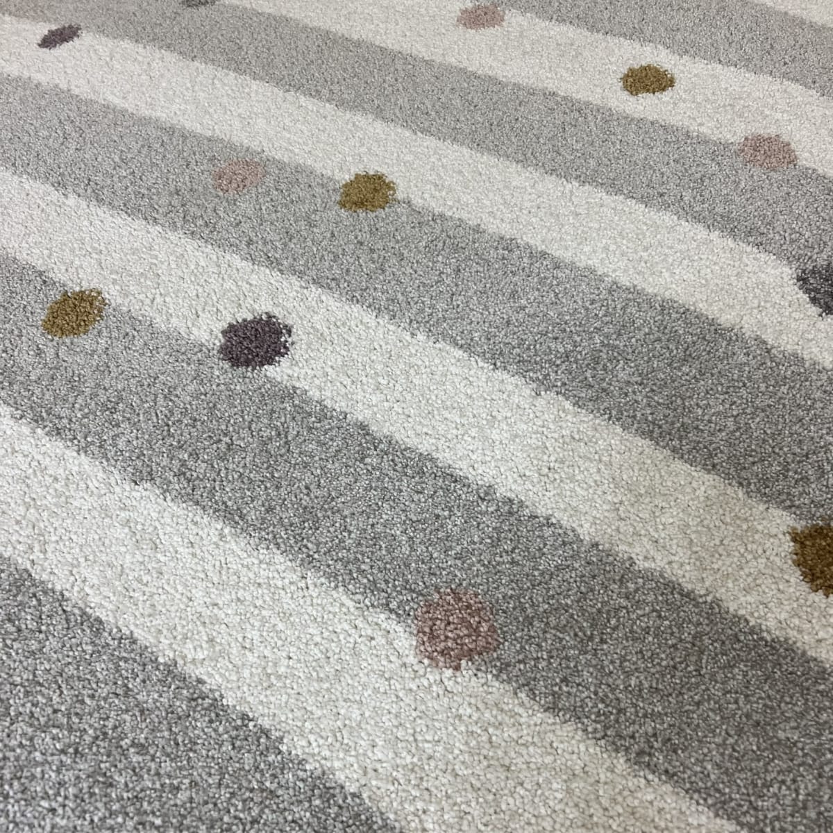 Alfombra Color Dots 135x1903