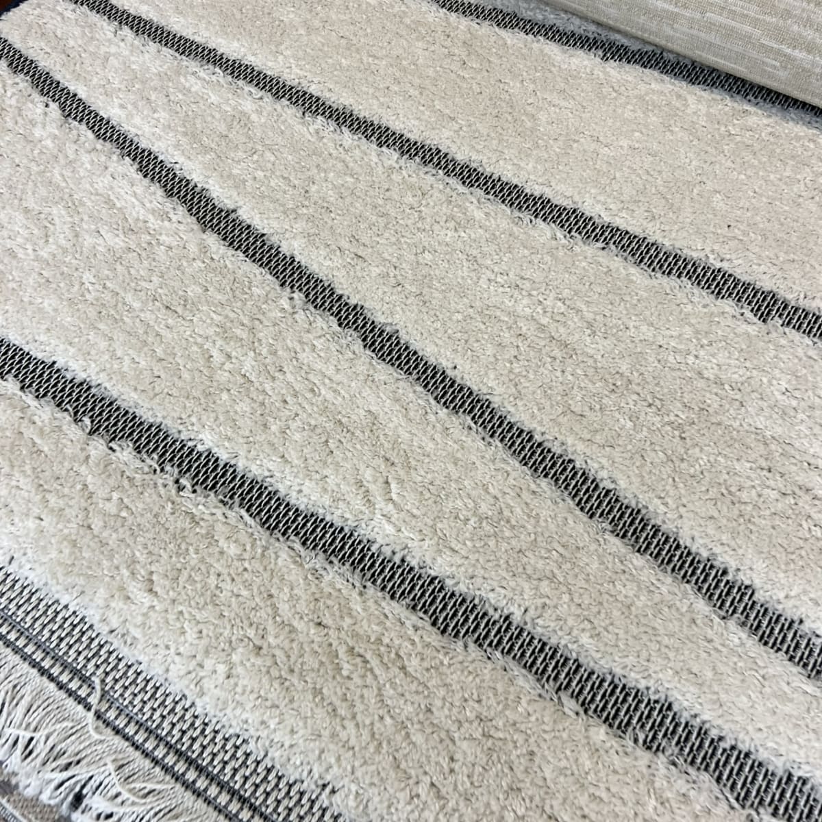 Alfombra Natural Líneas Black 2302