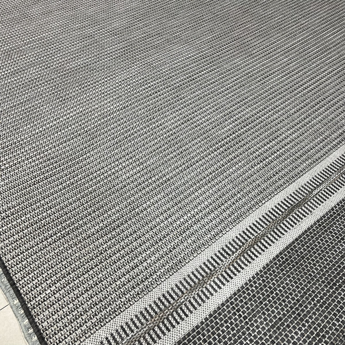 Alfombra Sierra Topo 3301