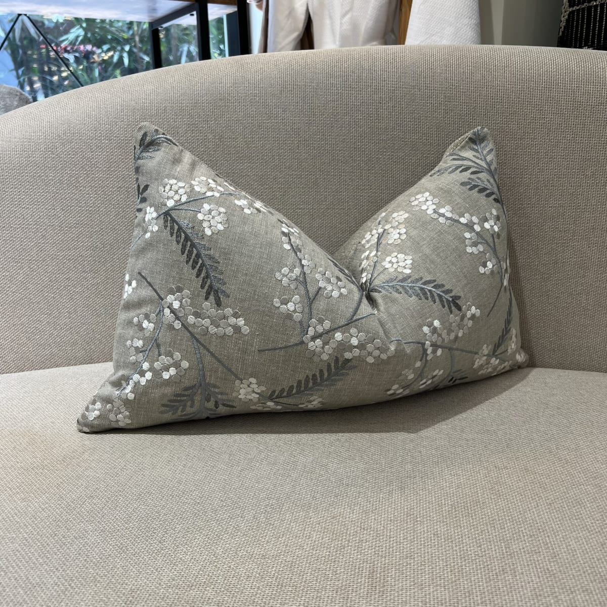 Funda de Cojín Blossom Gris Rectangular2