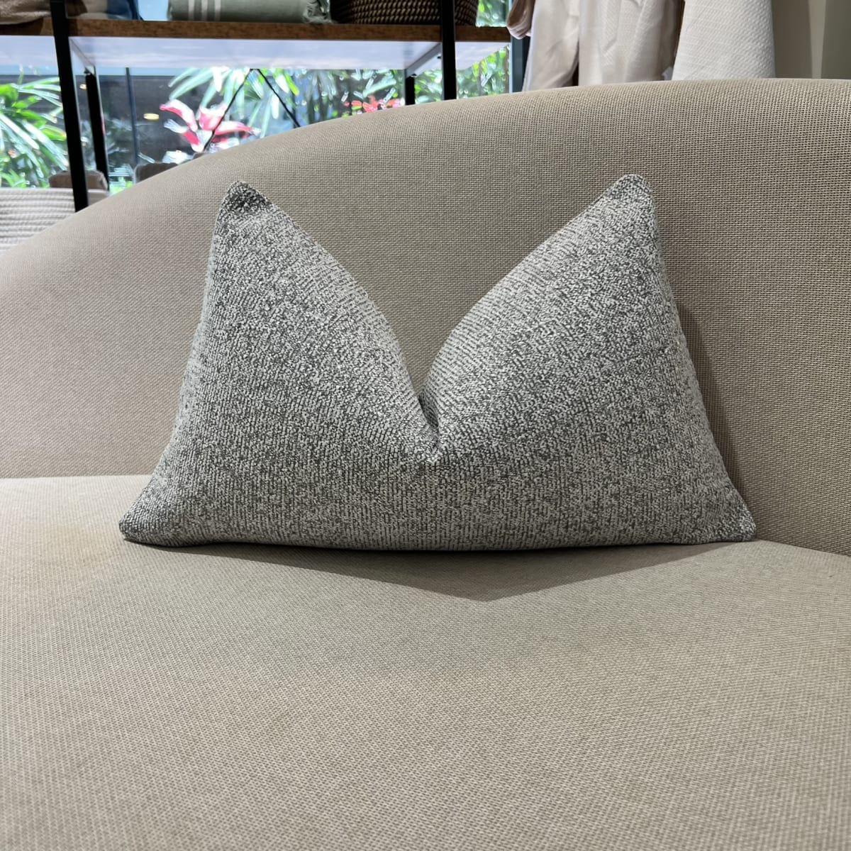 Funda de Cojín Ainara Grafito Rectangular3