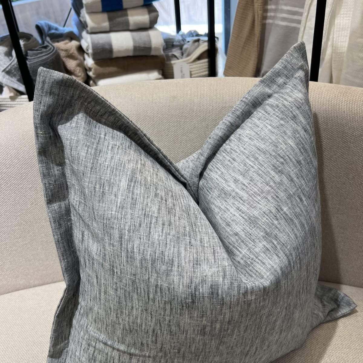Funda de Cojín Solid Gris4