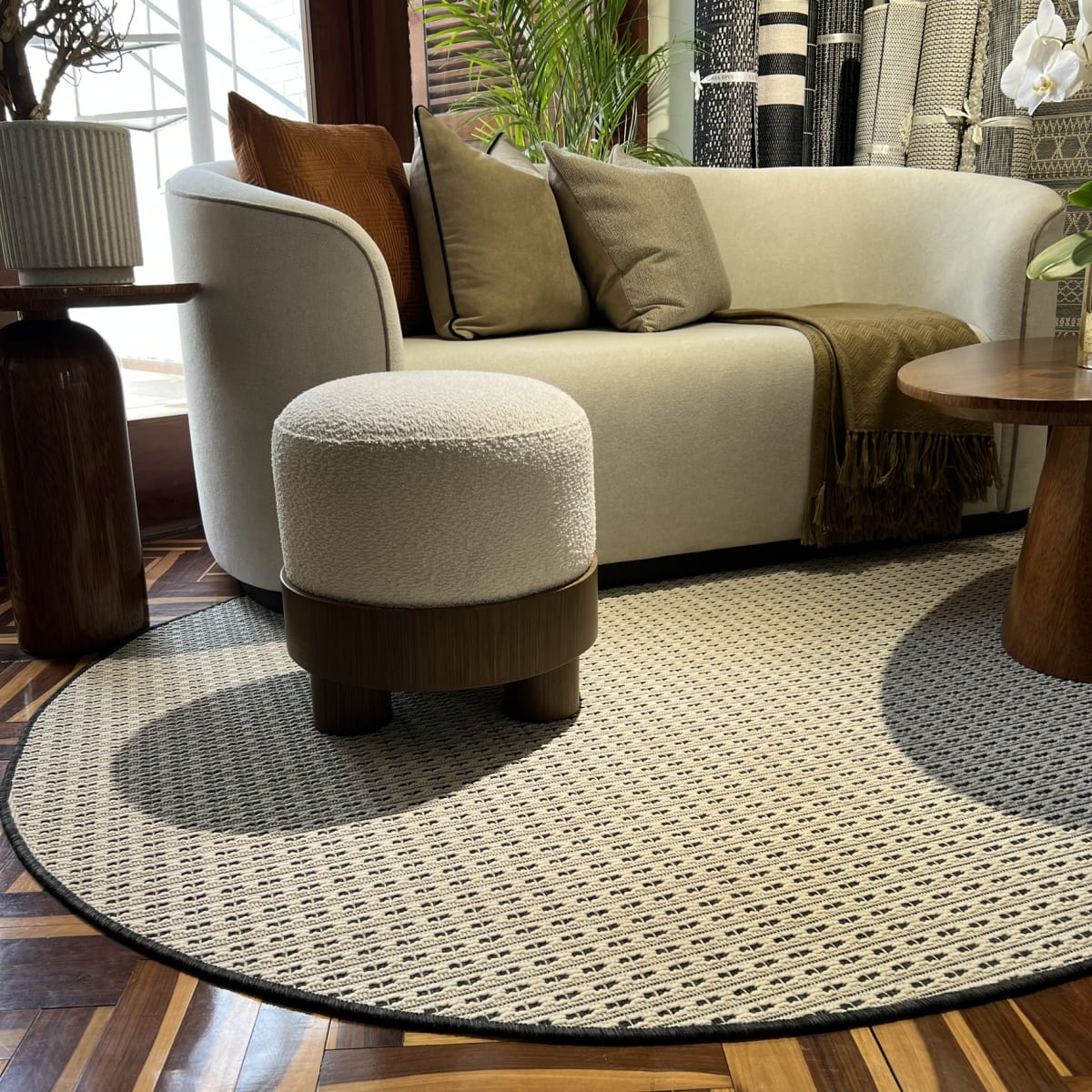 Alfombra Scored White Ovalada 230C1