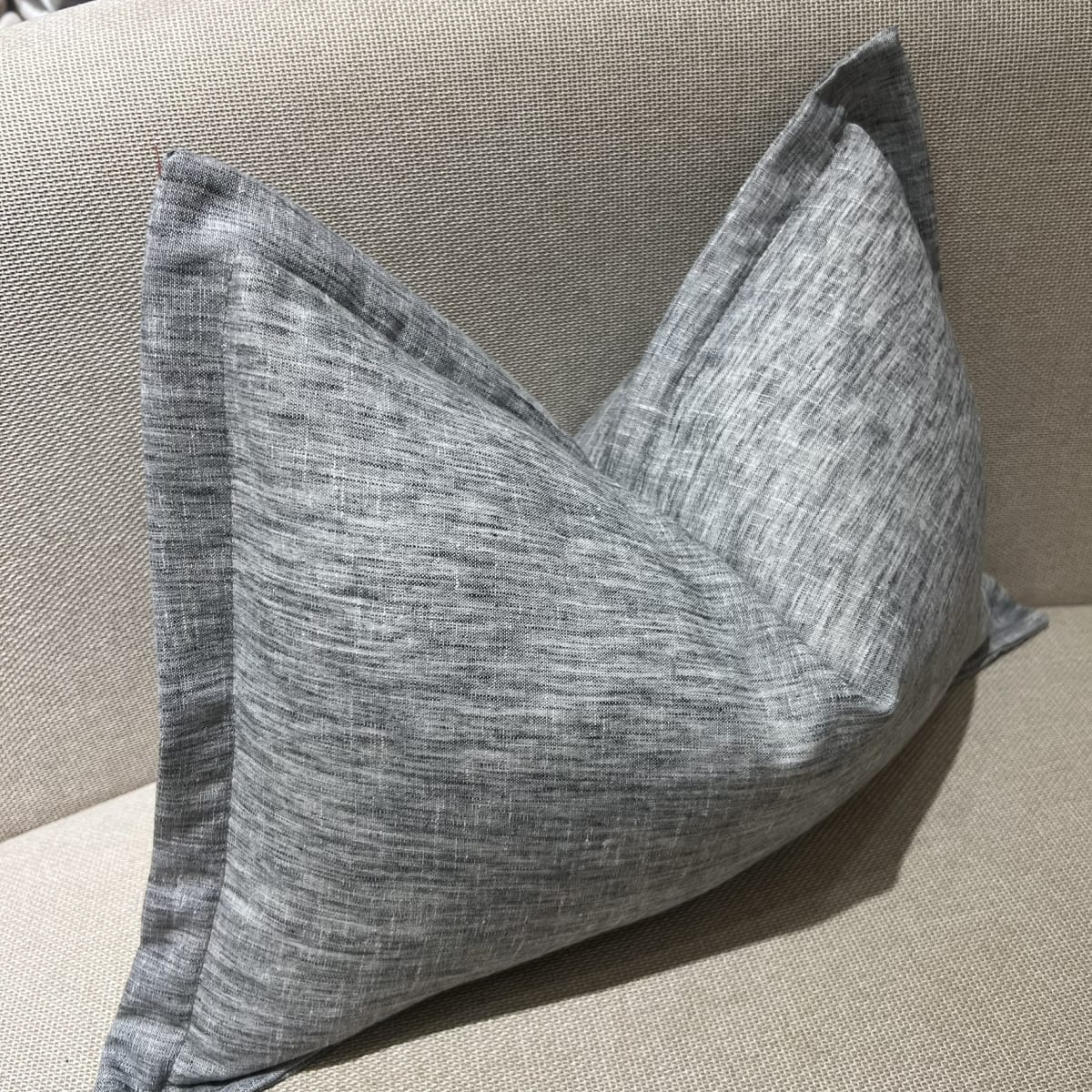 Funda de Cojín Solid Gris Rectangular3