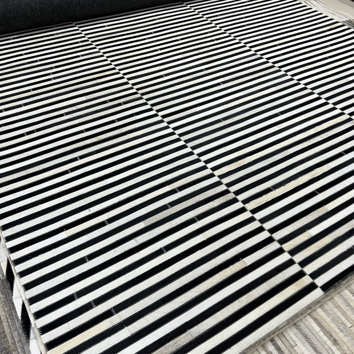 Alfombra de Cuero Davinci1
