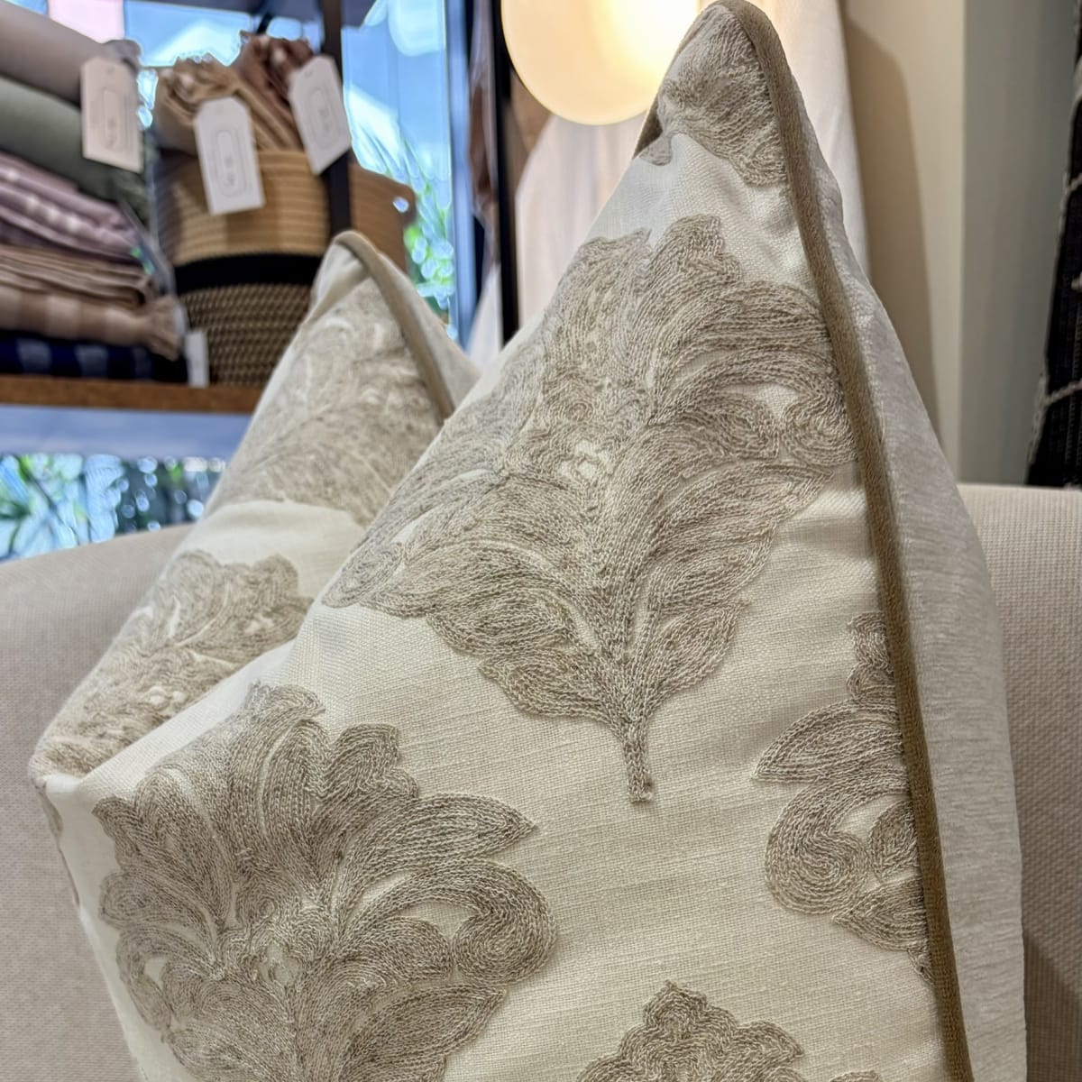 Funda de Cojín Medallón Perla3