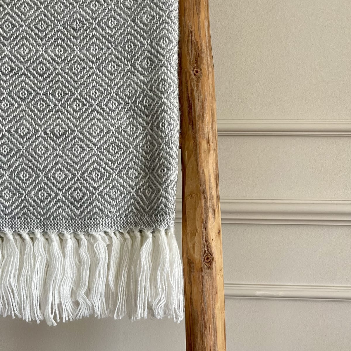 Manta Rombos Gris Plata7