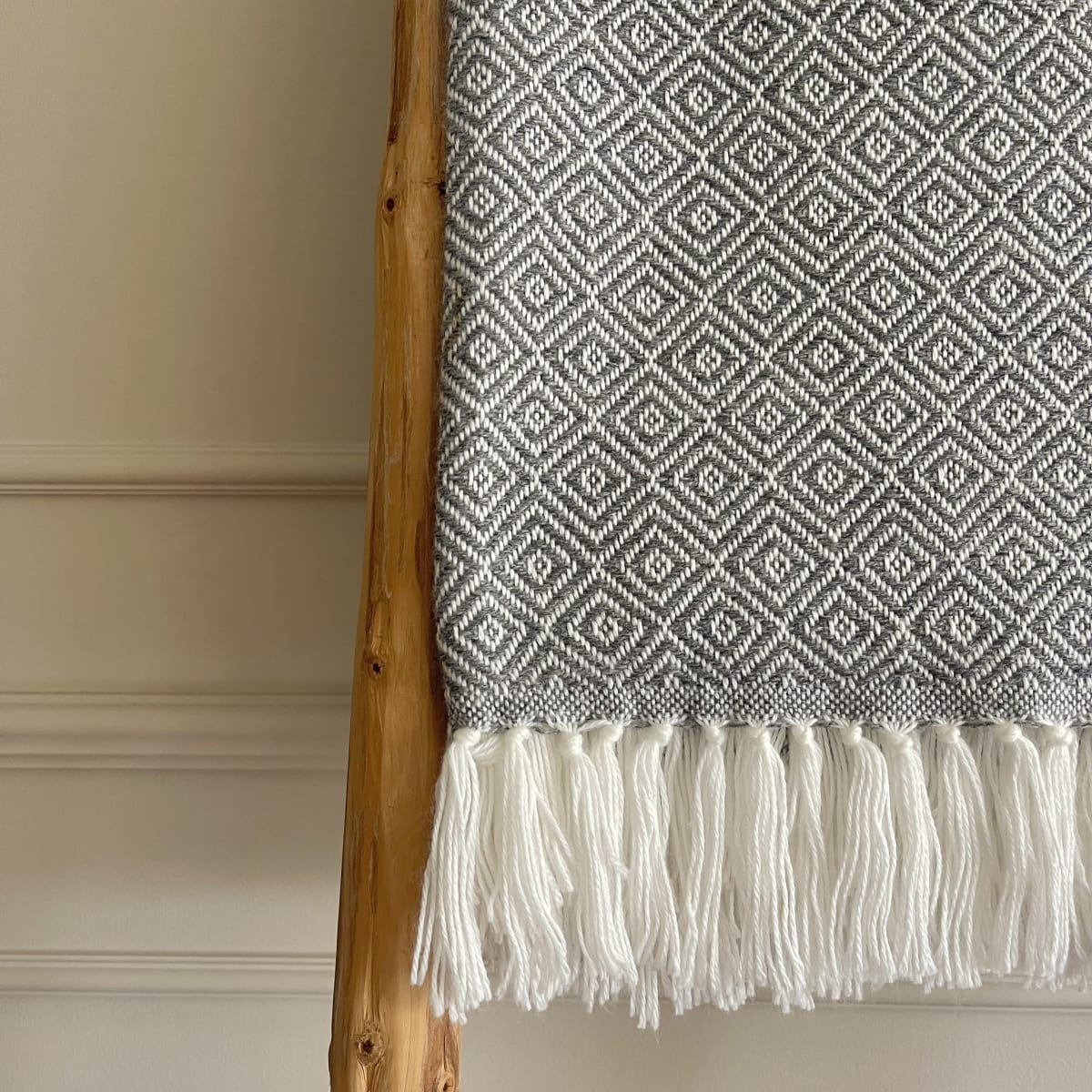 Manta Rombos Charcoal2