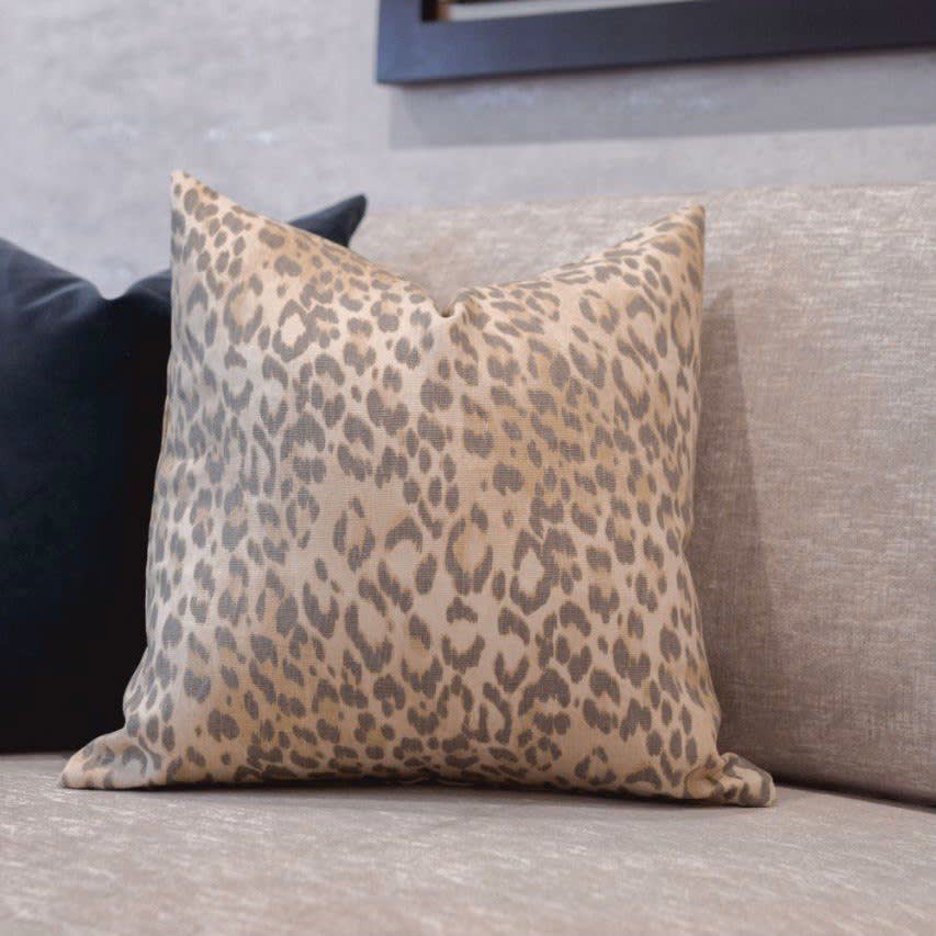 Funda de Cojín Neutral Leopard3