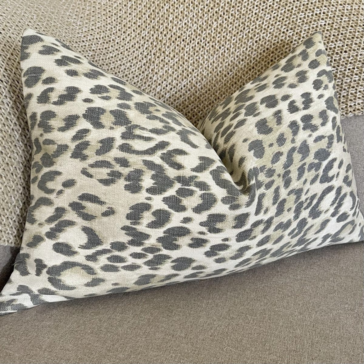 Cojín Neutral Leopard Rectangular1