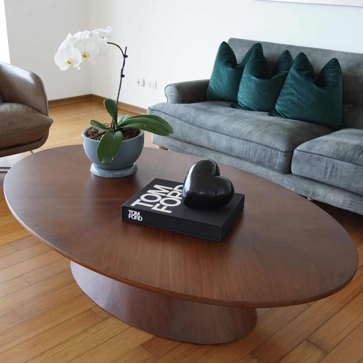 Mesa Oval Paula2
