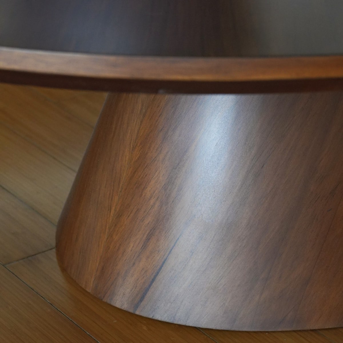 Mesa Oval Paula3
