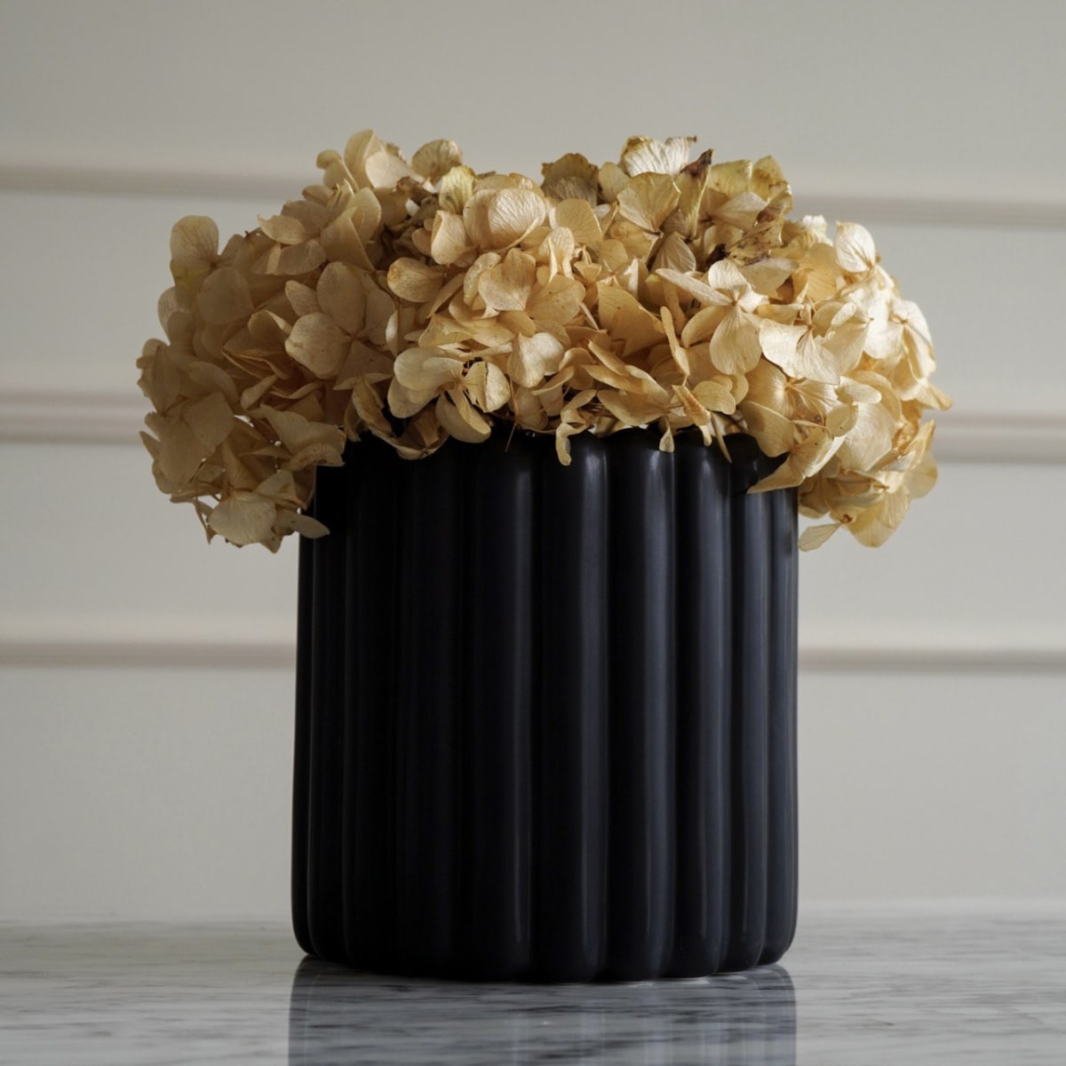 Maceta Sevilla Negra Large1