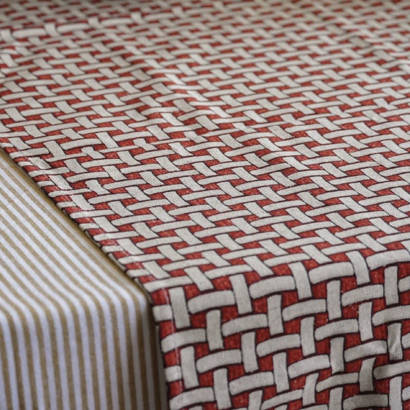 Camino de mesa Cesta3