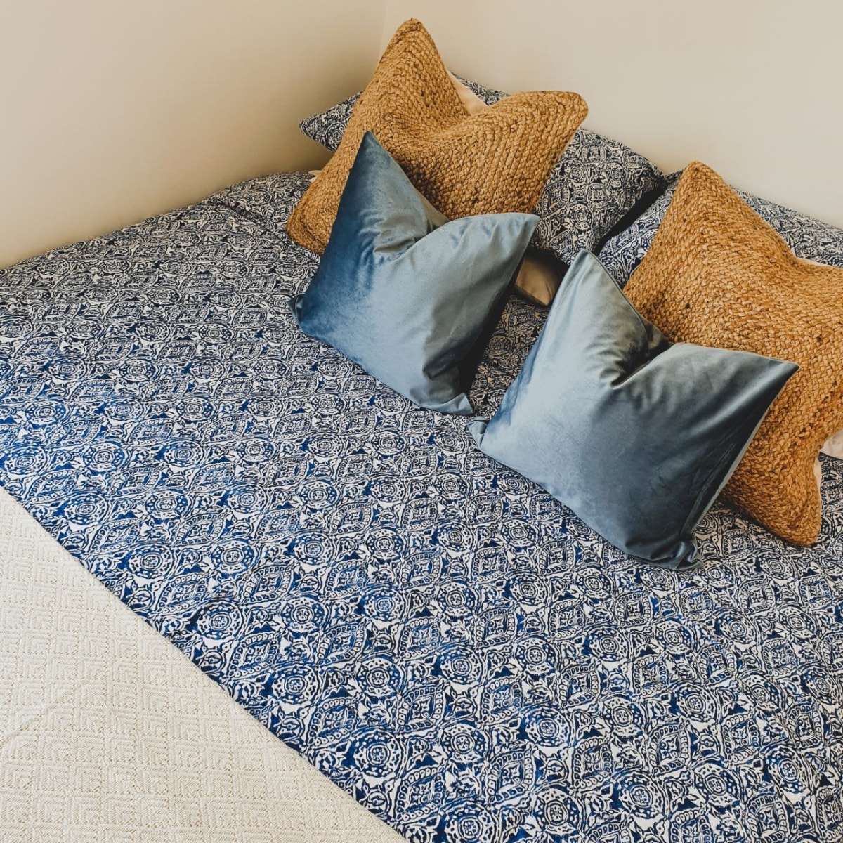 Funda Endredon Barroco: 1.5/ 2/ Queen/ King.1