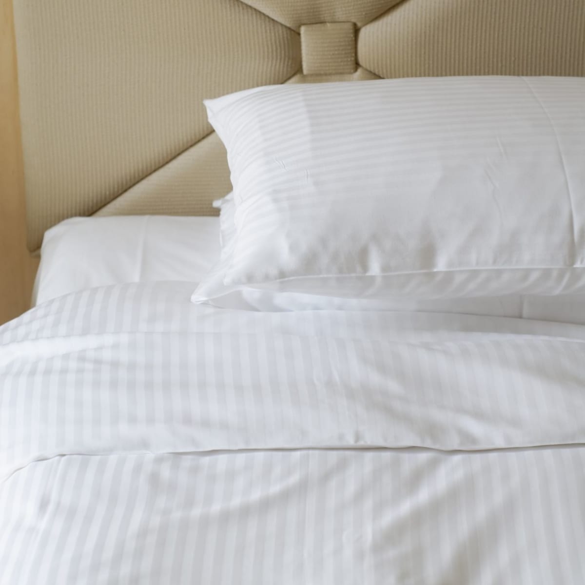 Funda Edredón Stripe 500 Hilos Gris Plata2