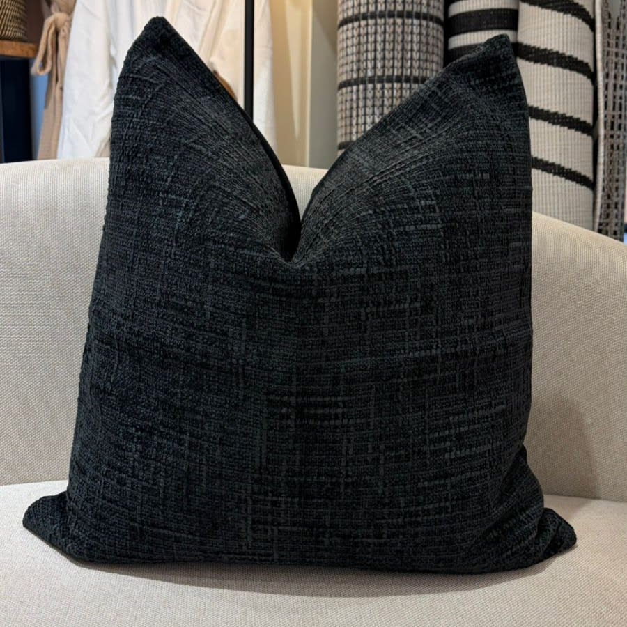 Funda de Cojín Mara Negro3