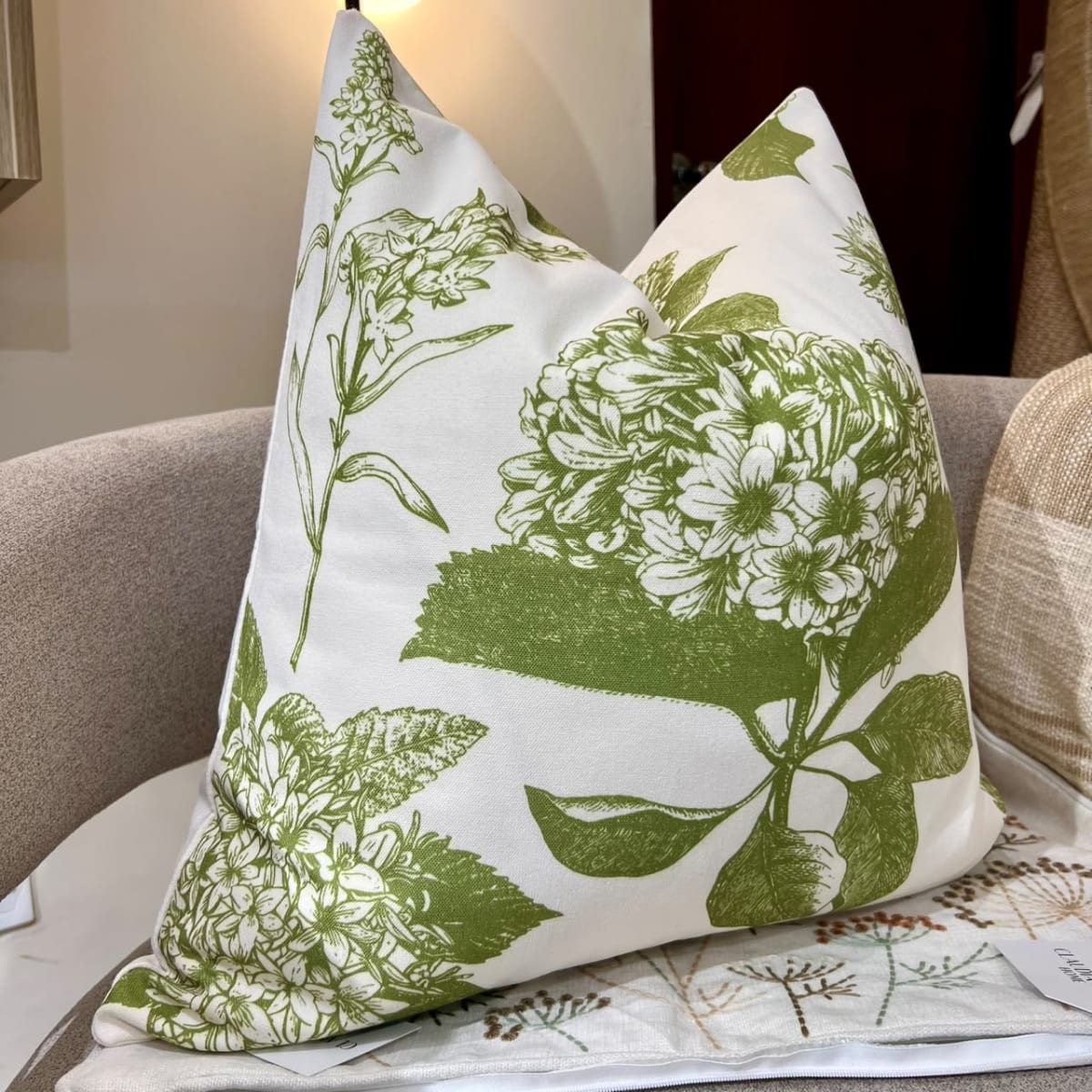 Funda cojín Hortensia verde4