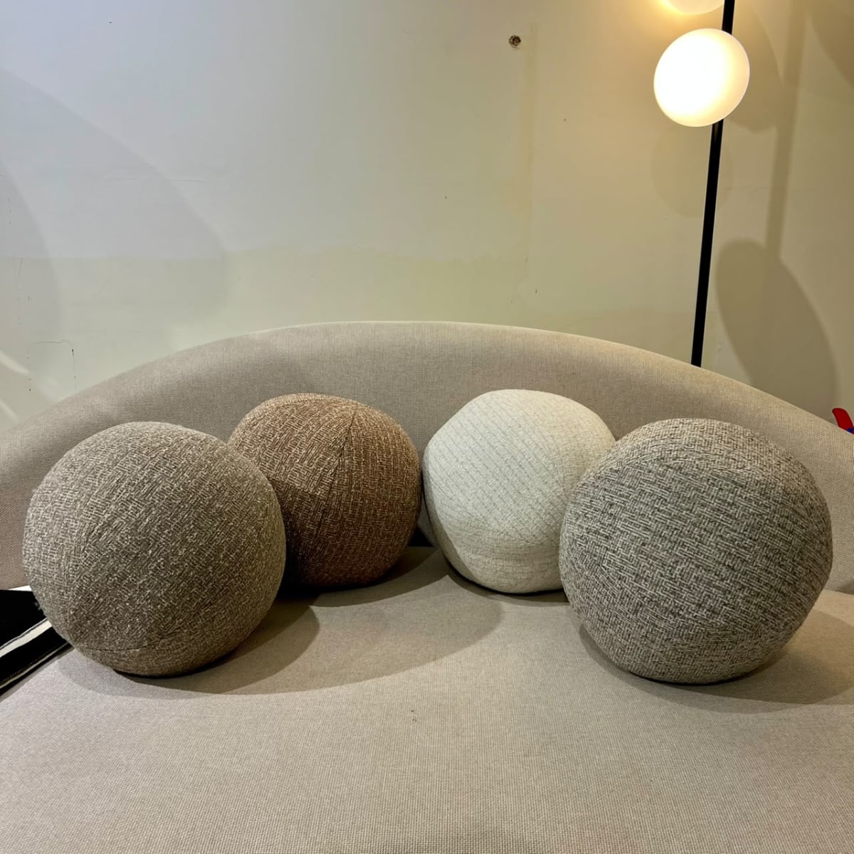 Cojin Esfera Amsterdam6