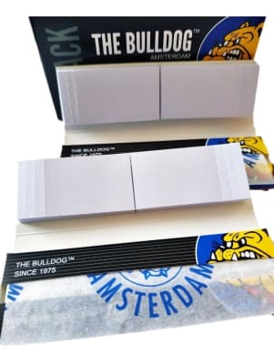 PAPELILLO BULLDOG NEGRO 1 1/4 + TIPS