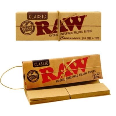 PAPELILLO RAW CONNOISSEUR 1 1/4 + TIPS