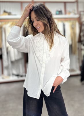 BLUSA M/L ROSAS SESGO