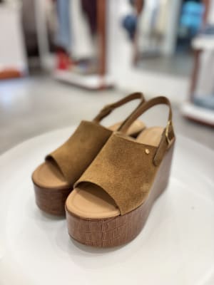 SOFIA CAMEL
