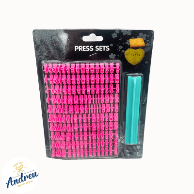 CORTADOR LETRAS EXPULSOR (ROSADO PEQUEÑO ( MINUSCULA) PEQUE X 1 UNID1