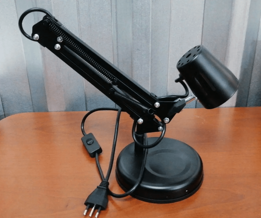 Lampara Articulada Infrarroja Calor  Con Ampolleta 150w5