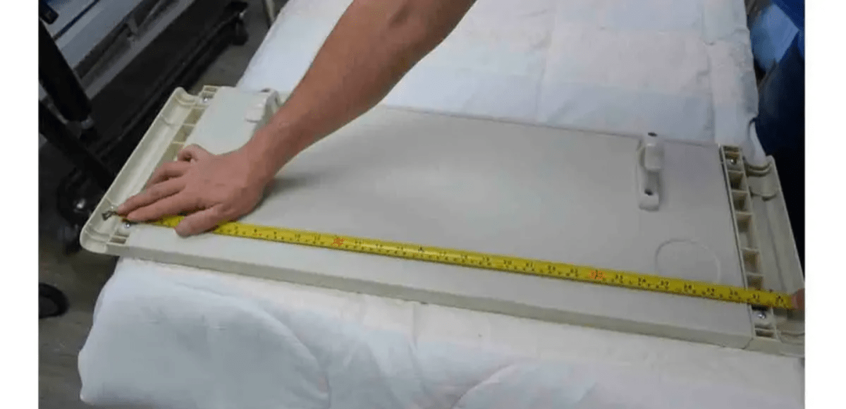 Mesa De Alimentación  Ajustable Para  Catre Hospitalario4