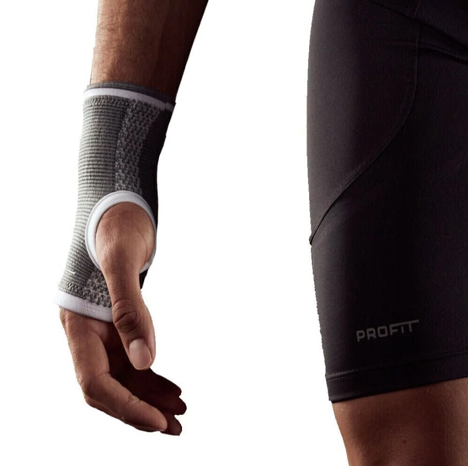 Muñequera Air Sport larga con dedo libre1