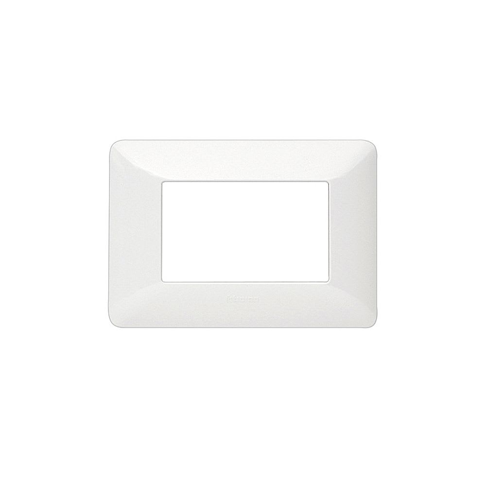 PLACA DE TECNOPOLIMERO 3 MODULOS C/SOPORTE PLASTICO BLANCO MATIX AM503S/3BN BTICINO1