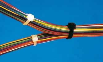 AMARRACABLE NEGRO 370X4.8MMX100UND WE600011608 3M1